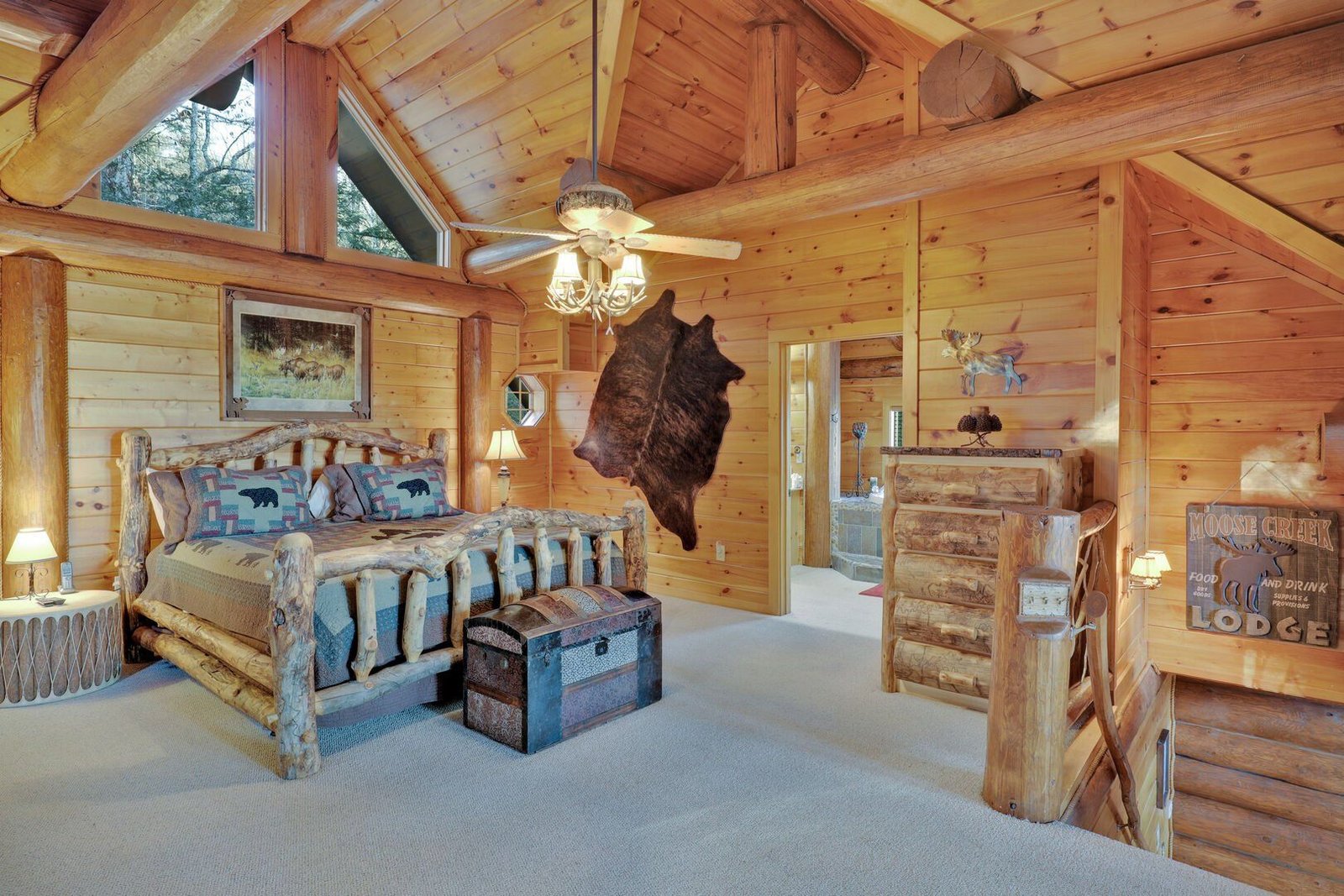 Waters Edge Lodge master bedroom